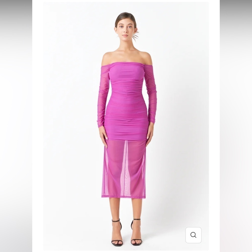 endless rose
Mesh Off the Shoulder Midi Dress